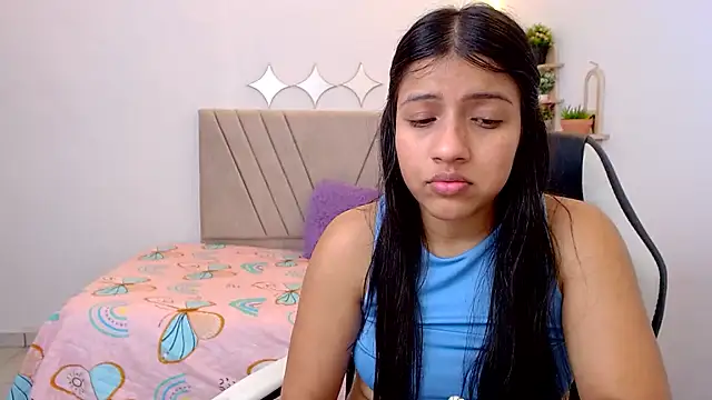 zara_cute's Live XXX Chat