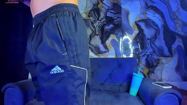 Czat XXX na żywo – Ares_DAMM