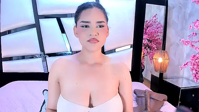 Lilithadams1 Adlı Modelin Canlı XXX Sohbeti