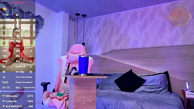 kylliefox_'s Live XXX Chat