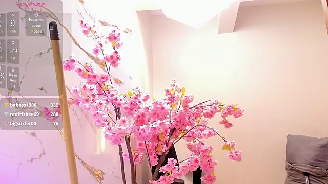 Tammysanz 现场XXX聊天