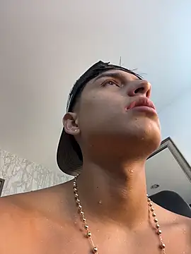 Lander_Cruz Chat XXX in diretta