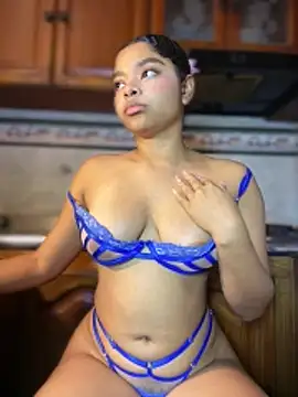 Chatroom XXX en direct de ChristyAddams