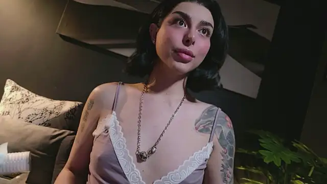 LetisiaRocks Live XXX Chat
