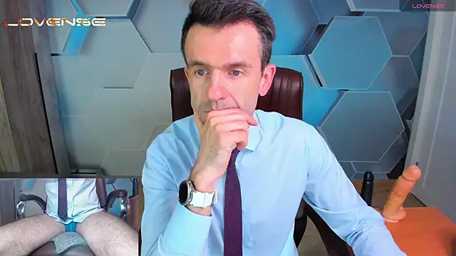 Chat +18 de SteveTiger ao vivo