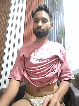 Akki-101 Live XXX-chat