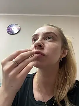 Czat XXX na żywo – Kitty_Katrine