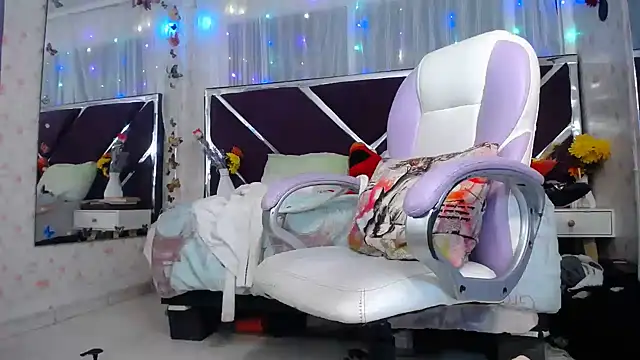 Онлайн чат XXX Santy_bigcock_01