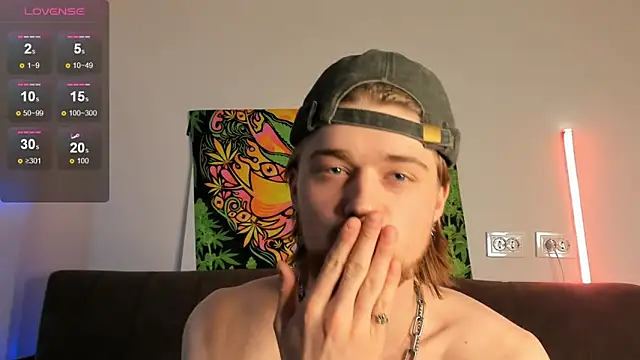 Lev_Miller Chat XXX live