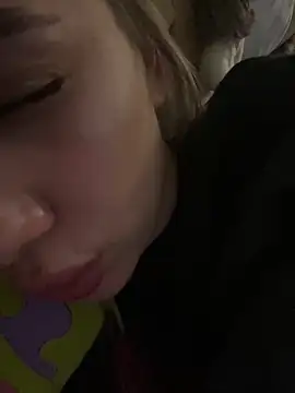 Živý XXX chat MiaMilas