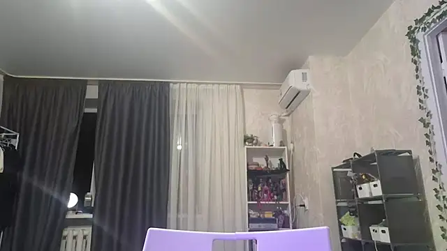 Small_joke Chat XXX live