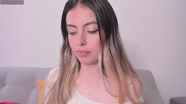 Fernanda_aaaa 即時 XXX 聊天