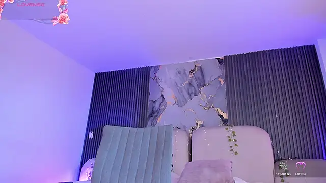CarolineFyre Chat XXX live