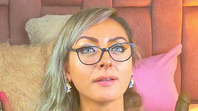 Lunitaa_Diva Chat XXX live