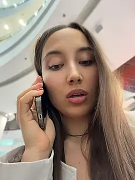ICrazyOneIRL – Naživo XXX chat