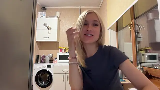 Онлайн чат XXX AngelJeni