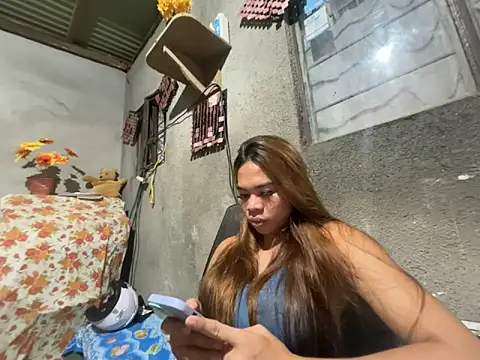 kierra_fox Adlı Modelin Canlı XXX Sohbeti