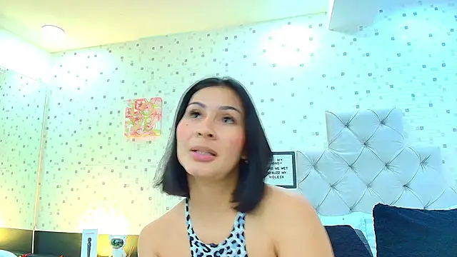 JulietaReyessn Live XXX chat