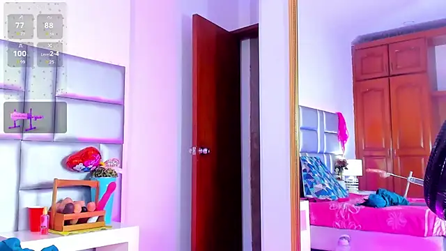 LovelyNickii's Live XXX Chat