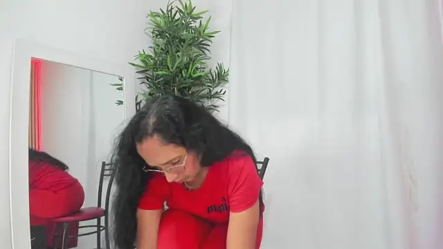 AnnaArela 라이브 XXX 채팅