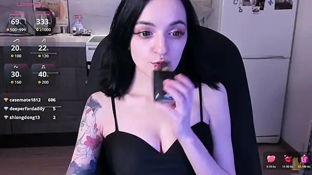 miura_moon live XXX chat