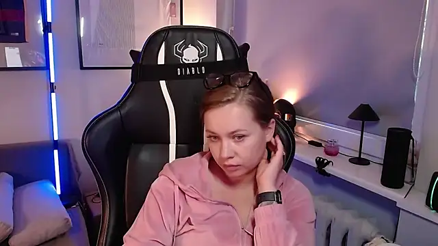 holly_xglam Chat XXX live