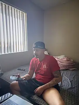 PeterGrandee Chat XXX live