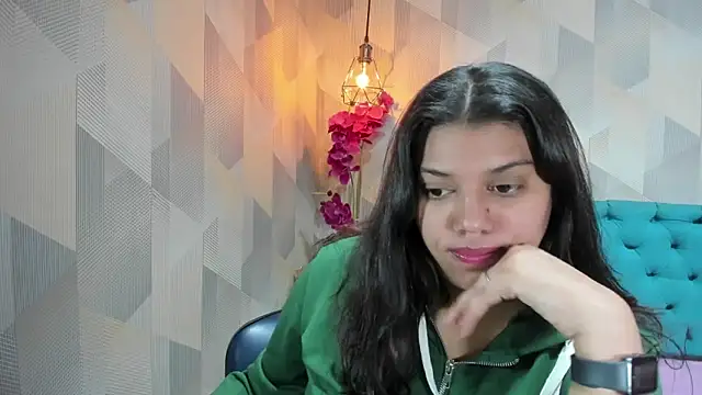 LindaBreeS Chat XXX live