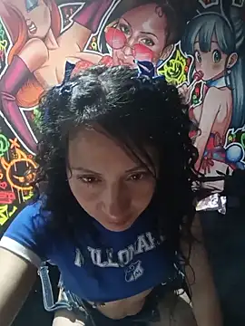 Madan_manyi Chat XXX in diretta