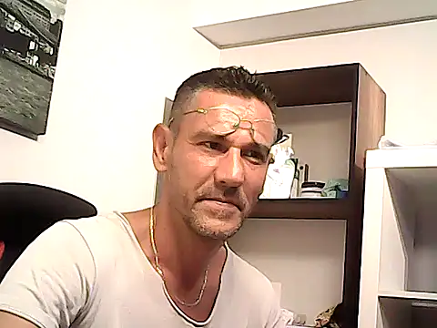Онлайн чат XXX mastercharisma35