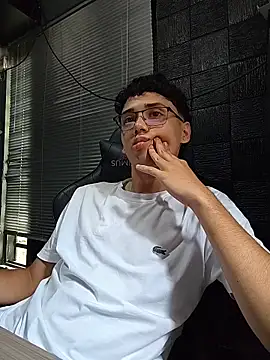 Онлайн чат XXX SrJacobs