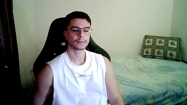 Jamcko24's Live XXX Chat