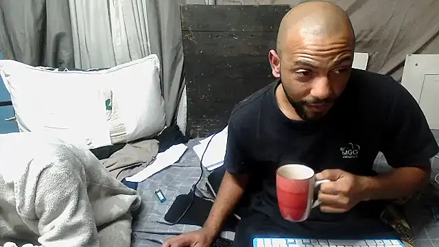 Chat +18 de Camodick ao vivo