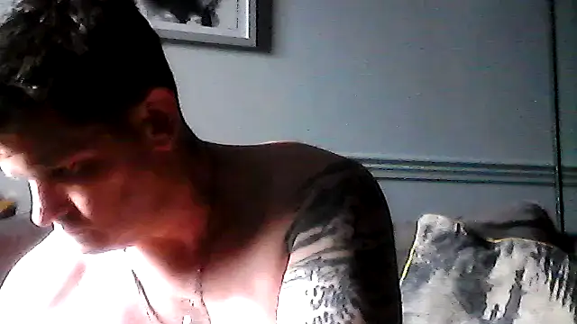 Chat +18 de Hixxy_1025 ao vivo
