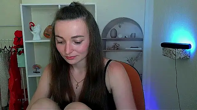 Chatroom XXX en direct de _Barbie_Kiss_