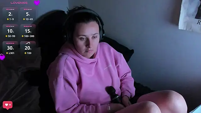 bonnie_moon_ live XXX chat