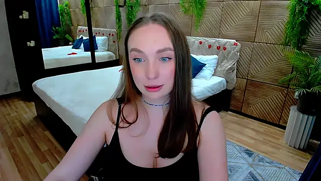 TrueReincarnation's Live XXX Chat