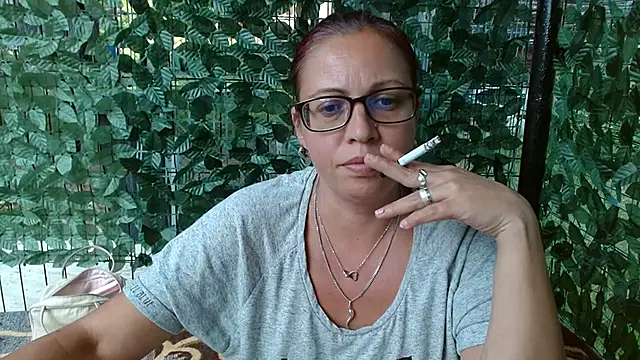 Chat XXX ao vivo de LadyHellene