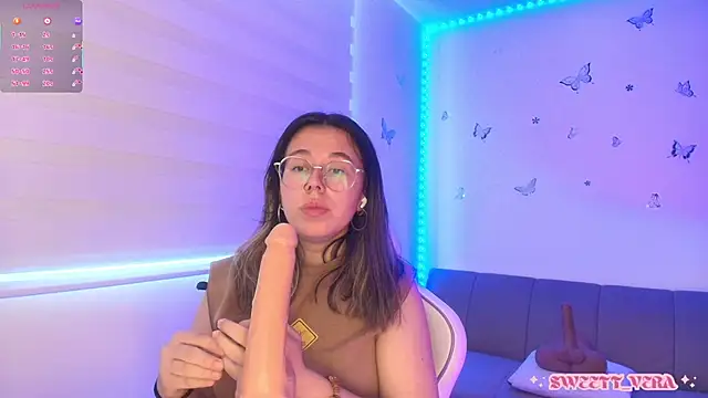 دردشة sweettvera الجنسية المباشرة