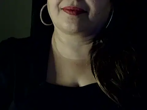 Chat +18 de Soniya_Sha ao vivo