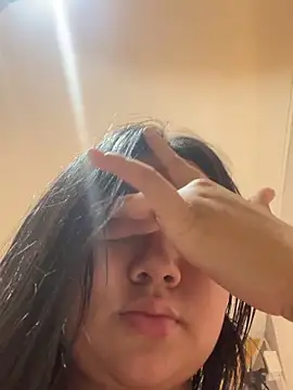 luna_bradley_'s Live XXX Chat