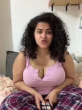Curvydesifromgermany 라이브 XXX 채팅