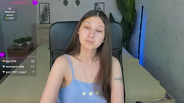 Ella_Burns' Live XXX Chat