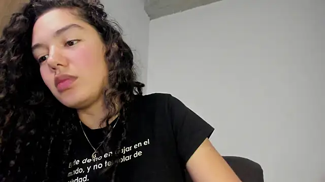 MiaRouseex: απευθείας συνομιλία ΧΧΧ