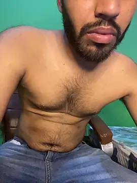 Chatroom XXX en direct de BIGGGGGBOYYYYY