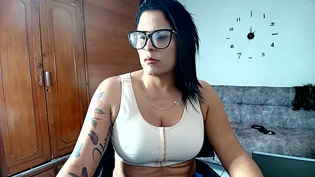 Majo_Soussa's Live XXX Chat