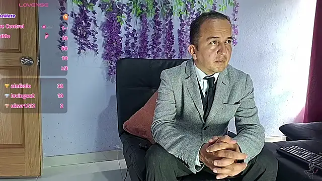 GreisyAndHazzan live XXX chat
