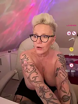 Czat XXX na żywo – German_Milf