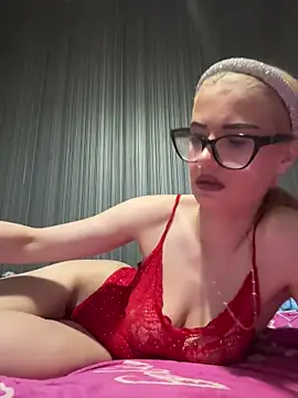 แชท XXX สดของ SirenLisa69