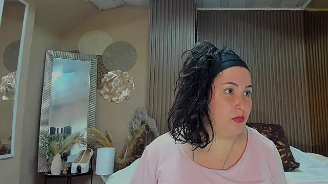 Chat XXX ao vivo de BBWLuxuryMuse